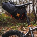 Torba podsiodłowa Restrap Saddle Bag, 8L, czarno/pomarańczowa