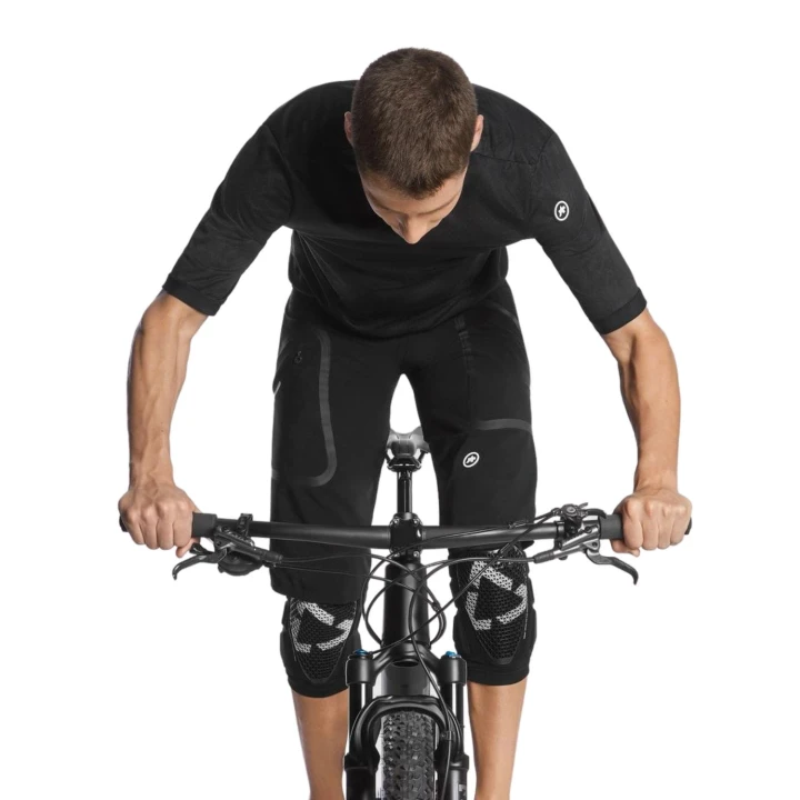 Koszulka Assos TRAIL Jersey T3 - Black Series