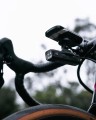 Lampka rowerowa Knog Blinder Pro 900, przednia