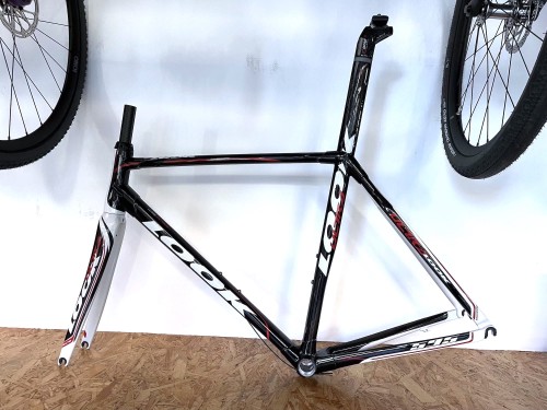 Rama Look 595 Ultra HSC6 biały / czarny