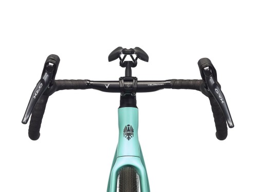 Bianchi gravelowy Impulso COMP 2024