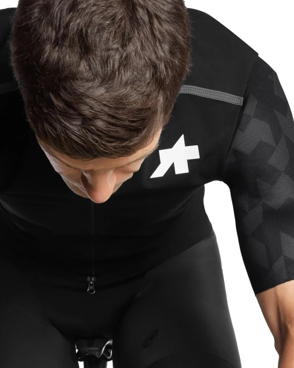 Kamizelka Assos EQUIPE RS Spring Fall Gilet TARGA Black9.jpeg