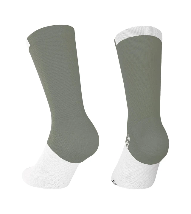 Skarpety Assos GT C2 Titan Green1.jpeg