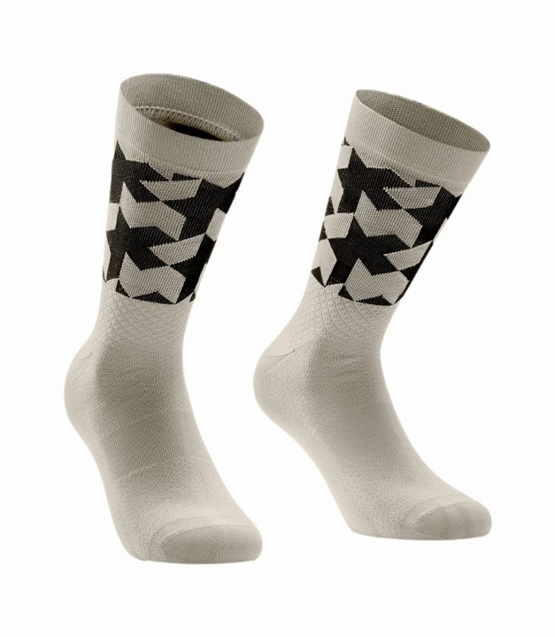 Skarpetki Assos Monogram Socks EVO Moon Sand1.jpeg