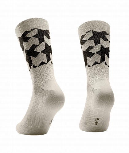 Skarpetki Assos Monogram Socks EVO Moon Sand2.jpeg