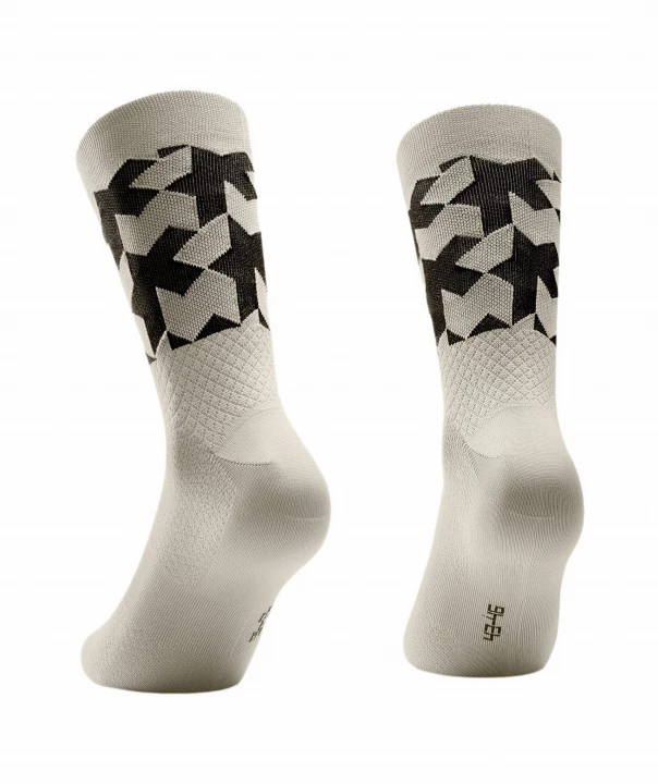 Skarpetki Assos Monogram Socks EVO Moon Sand2.jpeg