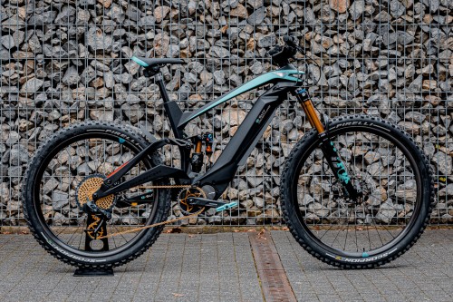 Rower Bianchi e-SUV Adventure Custom, Eagle XX1, Light Bicycles