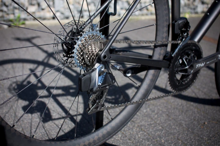 S-Works Aethos Custom, Red AXS, Extralight_3.jpg