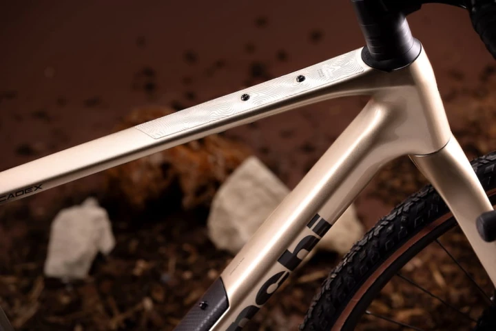 Rower gravelowy Bianchi Arcadex Comp.jpg
