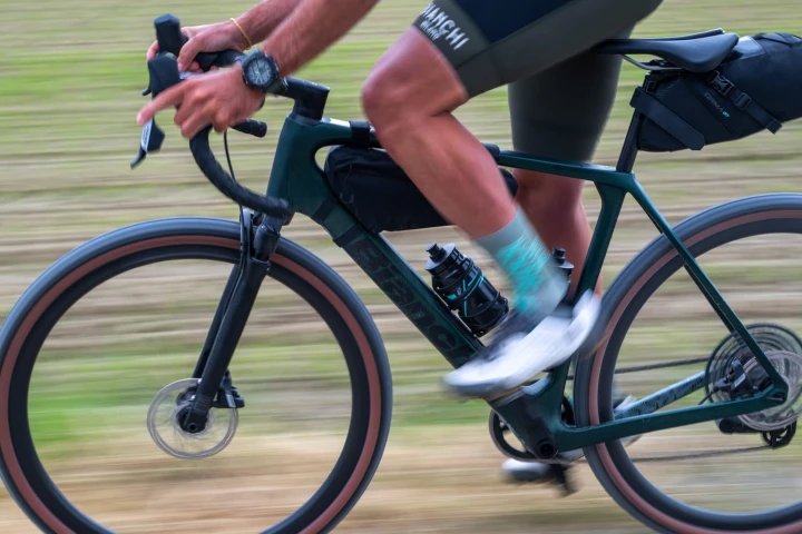Rower gravelowy Bianchi Arcadex Pro 2024, Dark Forest, Apex:GX eTap AXS 1x126.jpg