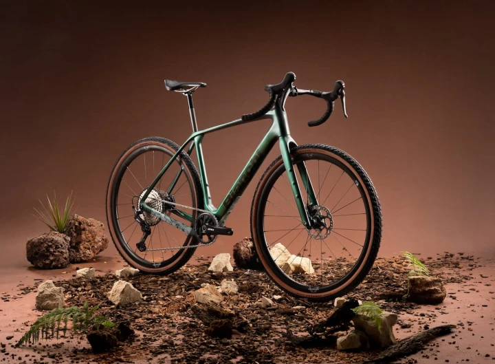 Rower gravelowy Bianchi Arcadex Pro 2024, Dark Forest Green, GRX 820/880 1x