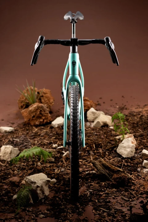 Rower gravelowy Bianchi Arcadex Comp 2024