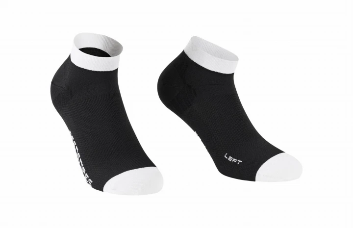 Skarpety Assos RS Socks SUPERLEGER Low Black Series_2.jpeg