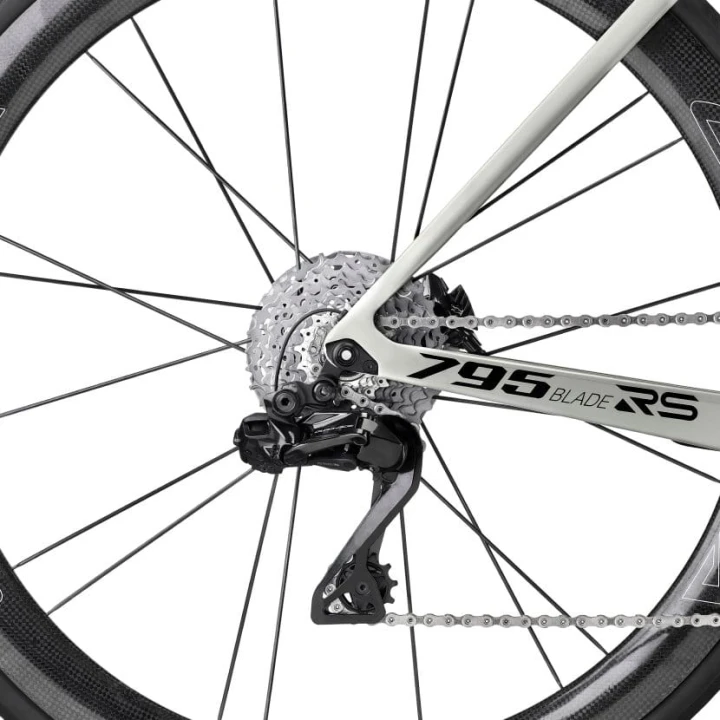 Rower Look 795 Blade RS 2024 Iconic Platinum White, Dura Ace, Corima WS EVO