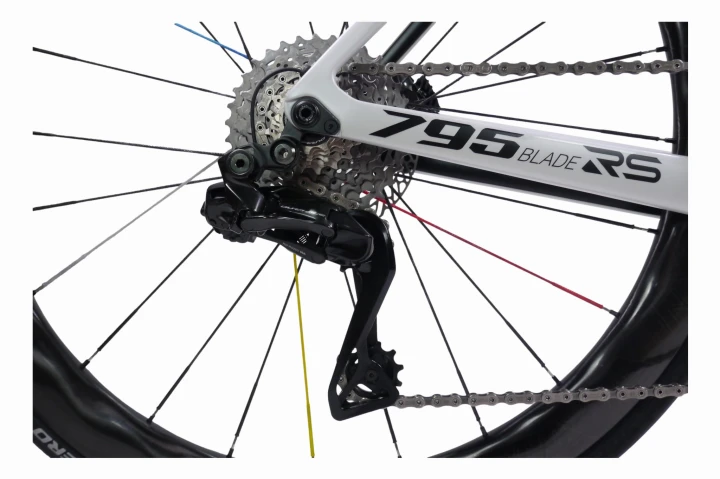 Look 795 Blade RS Custom, DuraAceDi2, bikeRS AR46 Ult_9.jpeg