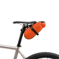 Torba podsiodłowa Restrap Saddle Pack, 2.5L, pomarańczowa_4.webp