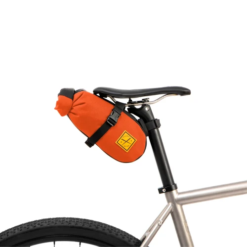 Torba podsiodłowa Restrap Saddle Pack, 2.5L, pomarańczowa_1.webp