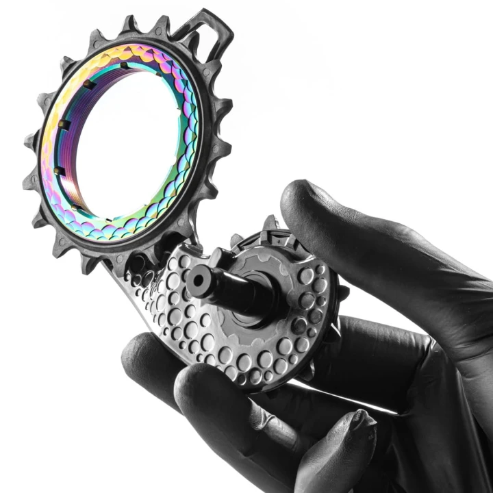 Wozek przerzutki Absoluteblack HollowCage V2 R8150_3.jpg