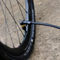 Pompka podłogowa Lezyne Gravel Digital Drive Black_2.webp