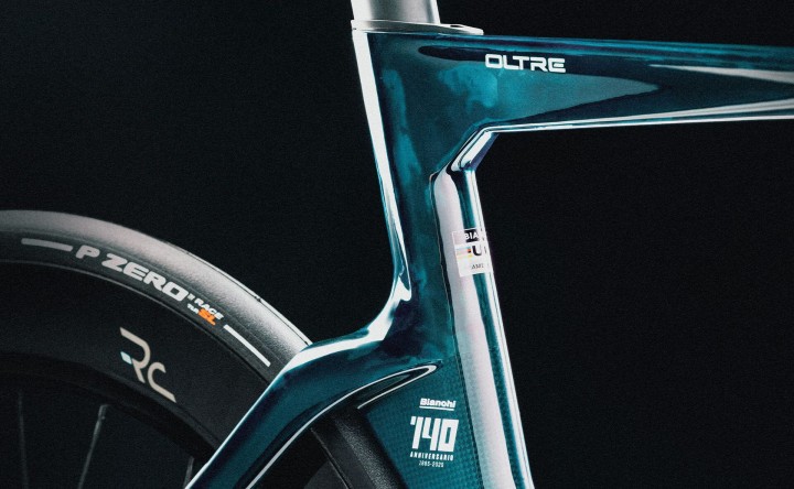 Rower szosowy Bianchi Oltre RC Dura-Ace Inked Dark Celeste/Carbon UD Celeste Full Glossy