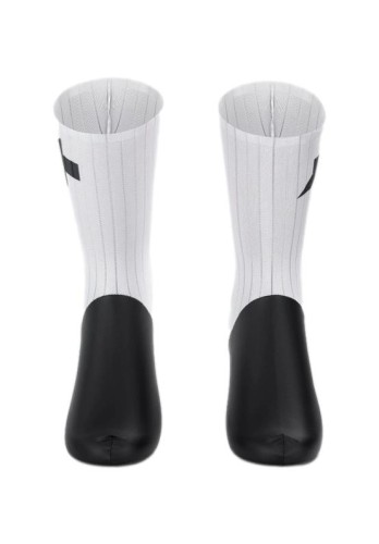 Ochraniacze na buty kolarskie Assos RSR Speed Booties S11 White Series_1.jpeg