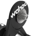 Trenażer Wahoo Fitness Kickr Core 2 z kasetą 11spd - zbliżenie