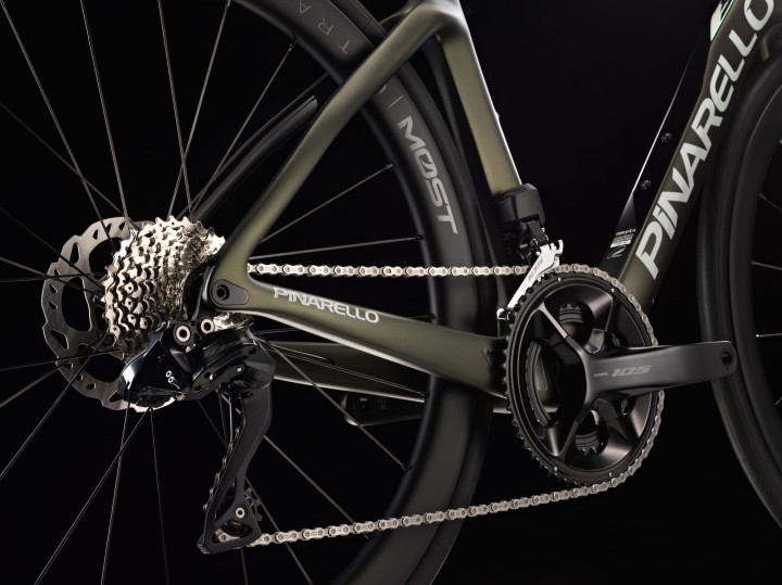 Rower szosowy Pinarello F5, 105 Di2, Etna Black Matt