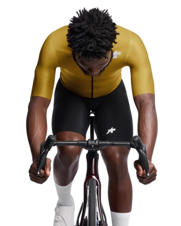 Koszulka kolarska Assos MILLE GT S11 EVO Golden Yellow_5.jpeg
