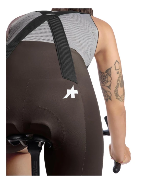 Spodenki kolarskie damskie Assos UMA GT S11 Wild Brown_2.jpeg