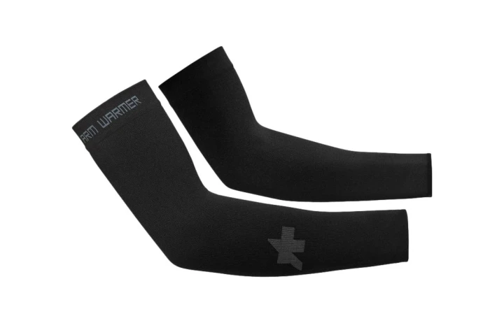 Rękawki kolarskie Assos P1 Spring:Fall Arm Warmers Black Series_2.jpeg