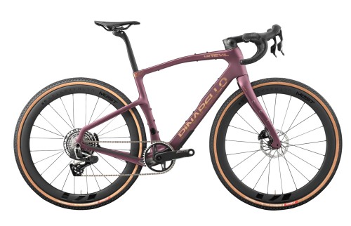 Rower gravelowy Pinarello Grevil F7 Force AXS 1x13 XPLR, MOST Gravel Carbon 45, Polaris Purple Matt_2.jpg