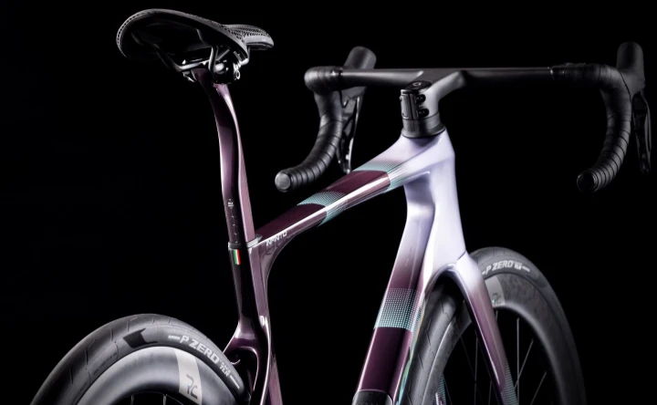 Rower szosowy Bianchi Infinito Launch Edition_1.jpg