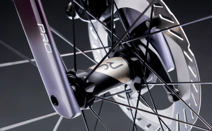 Rower szosowy Bianchi Infinito Launch Edition_2.jpg