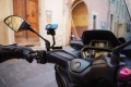 Uchwyt motocyklowy na lusterko Quad Lock Scooter:Motorcycle - Mirror Stem Mount_1.jpg