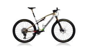 Rower Pinarello Dogma XC Custom, Eagle XX, Light Bicycles XC930