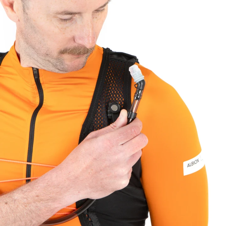 Kamizelka z bukładkiem Restrap Lightweight Race Hydration Vest_8.webp