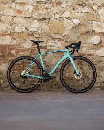 Rower gravelowy Bianchi Impulso COMP_1.jpg