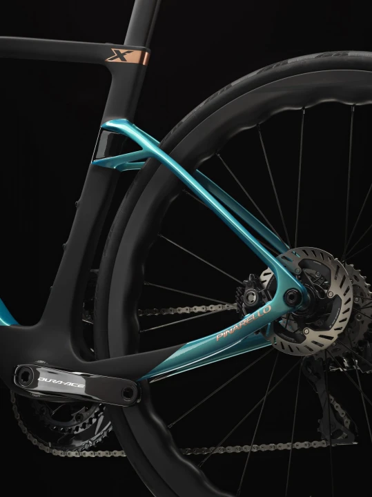 Rower szosowy Pinarello New Dogma X, Dura-Ace Di25.jpg