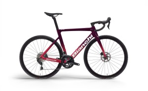 Rower szosowy Bianchi Oltre Race 2027, 105, Burgundy-magenta/Bianco
