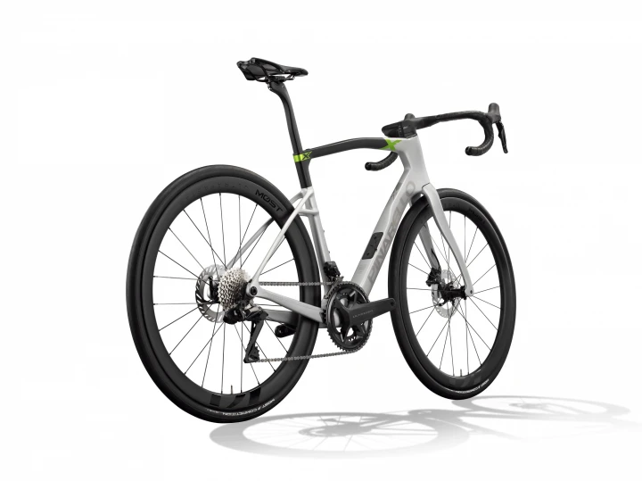 Rower szosowy NEW Pinarello X7_4.jpg
