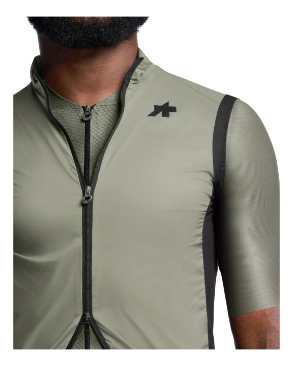 Kamizelka kolarska Assos MILLE GT S11 Wind Vest Edge Green_2.jpeg