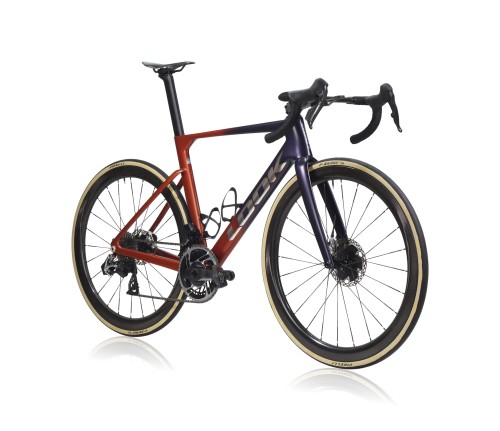Look 795 Blade RS3 Custom_Red AXS_Light Bicycles Falcon Pro 45_1.jpeg