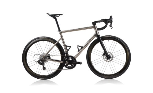 J Guillem Formentor Custom, Record, Campa Bora WTO 45.jpeg