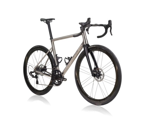 Guillem Formentor Custom, Record, Campa Bora WTO 45_1.jpeg